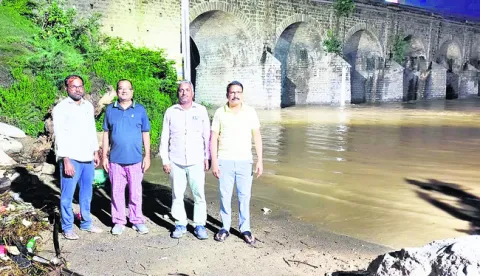 మున్నేరు తగ్గుముఖం