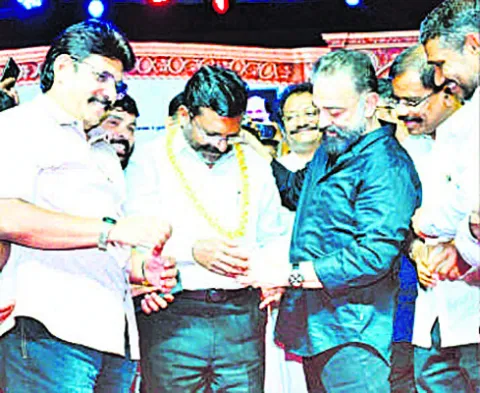 విభేదాలన్నీ వీడితేనే దేశంలో ఐక్యత