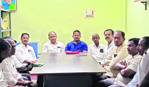 బీసీ రిజర్వేషన్ల  అమలుకు ఉద్యమం 

