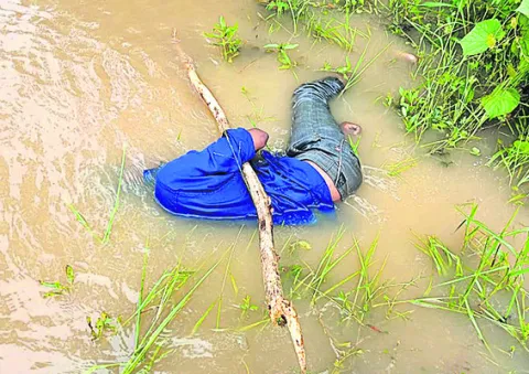 చేపలు పట్టేందుకు వెళ్లి వ్యక్తి మృతి
