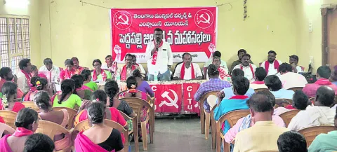 సమస్యలపై నిరంతర పోరు 
