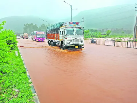 ఆదివారం రాత్రి 8 గంటల వరకూ విశాఖ జిల్లాలో కురిసిన  వర్ష
