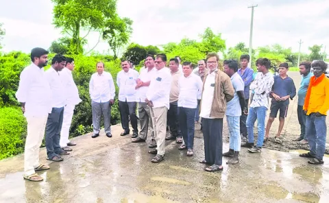అప్రమత్తంగా ఉండండి: మాణిక్‌రావు