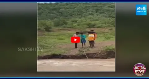Four Kids Went Swimming Got Stuck 2