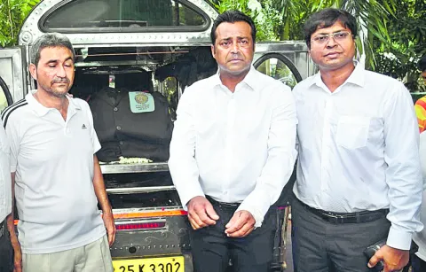 Former India Olympian Vece Paes funeral completed5