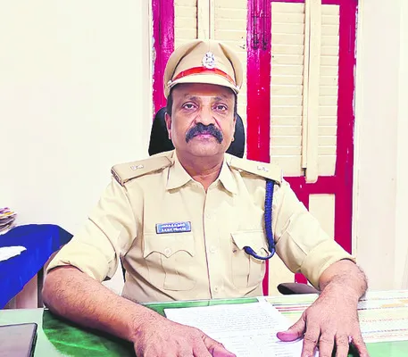 జిల్లాకు 11 బార్లు మంజూరు