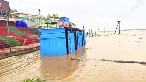 విద్యార్థులకు  తపాలా స్కాలర్‌షిప్‌లు