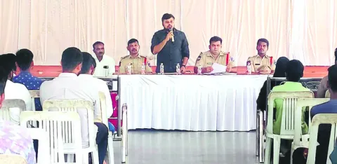 మండపాలకు అనుమతి తప్పనిసరి 