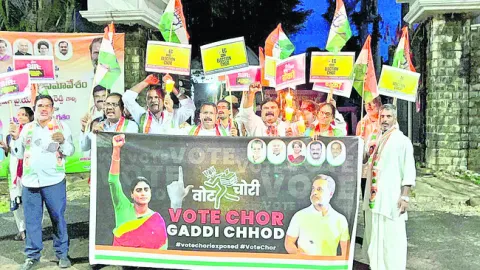 ఈసీ తీరు  బాధాకరం 