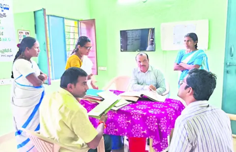 సమయపాలన తప్పనిసరి 