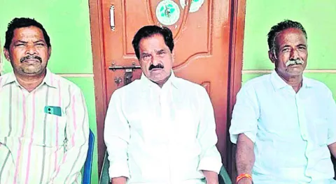 ఎన్నికల కమిషన్‌ బీజేపీ చేతిలో కీలుబొమ్మ 