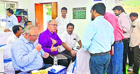ఆక్వా ల్యాబ్‌ సేవలు అభినందనీయం 