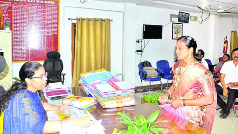 సమస్యల పరిష్కారానికి చర్యలు తీసుకోవాలి