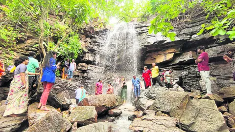 ఛాయాచిత్రం.. స్మృతుల సజీవ సాక్ష్యం
