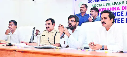 అట్రాసిటీ కేసుల్లో  సత్వర చర్యలు 