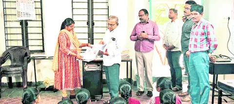 ఆదర్శ పాఠశాలల్లో నాణ్యమైన విద్య 