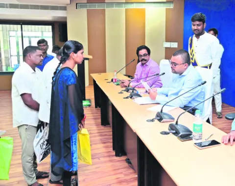 ప్రజావాణికి గైర్హాజరైతే చర్యలు తప్పవు 