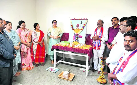 పోరాట యోధుడు పాపన్నగౌడ్‌

