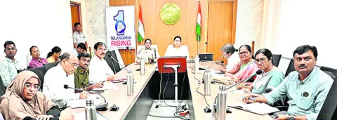 యూరియా కొరత లేకుండా చూడాలి