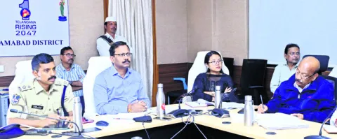యూరియా పక్కదారి పట్టించే వారిపై ఉక్కుపాదం 
