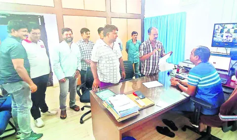 నవీన్