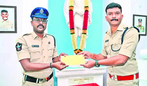 పింఛన్ల తొలగింపుపై ఆందోళన 