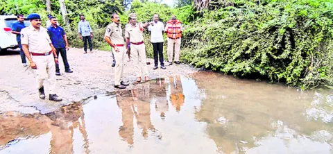 వరద ప్రభావిత ప్రాంతాల్లో రక్షణ చర్యలు పటిష్టం 
