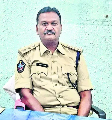 పాముకాటుతో అస్వస్థత