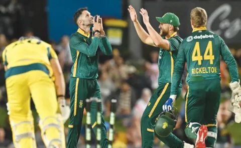 Keshav Maharaj Five Fer South Africa Beat Australia By 98 Runs Biggest Win