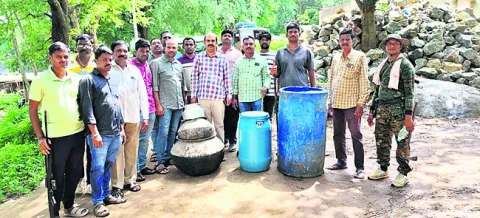 సారా స్వాధీనం 