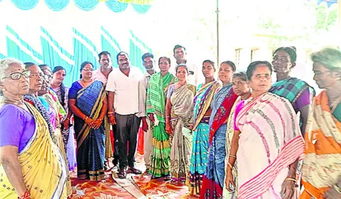 బుచ్చెయ్యపేట మండల టీడీపీలో వర్గభేదాలు 