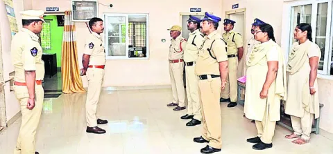 అక్రమ రవాణాపై ప్రత్యేక నిఘా ఉంచాలి