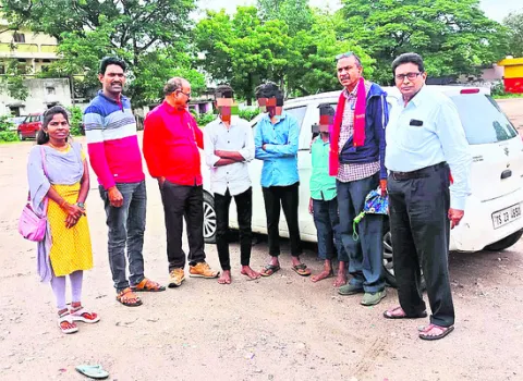 36 మంది బాలకార్మికులకు విముక్తి
