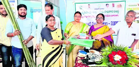 సమాచారం అందించడం ప్రభుత్వ బాధ్యత 