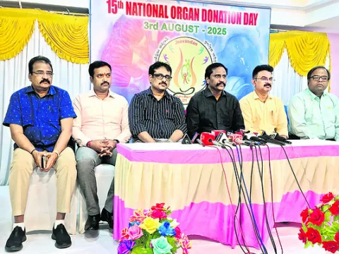 అవయవదానంతో 8 మందికి పునర్జన్మ 
