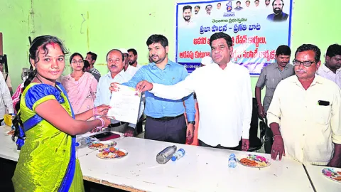 రేషన్‌కార్డులు సద్వినియోగం చేసుకోవాలి