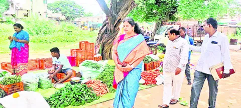 ప్రతిఒక్కరూ పరిశుభ్రత  పాటించాలి●