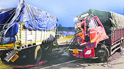 వైఎస్సార్‌ సీపీ కార్యకర్తకు వ్యక్తిగత పూచీకత్తుపై బెయిల