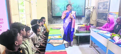 చదువుతోనే అజ్ఞానం దూరం 