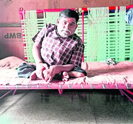 ప్రభుత్వానికి కనికరమేదీ? 
