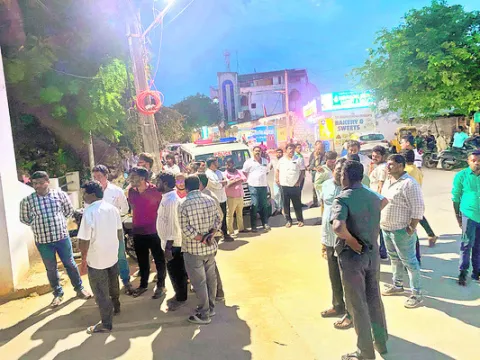 పాదయా