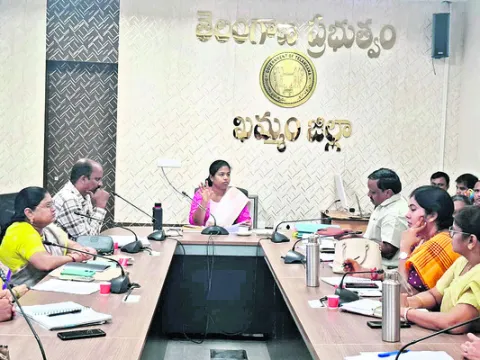 లబ్ధిదారుల సమక్షాన పాడి పశువుల ఎంపిక
