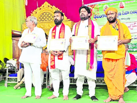 బ్రాహ్మణుల అభ్యున్నతికి కృషి