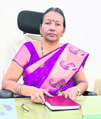 యూరియాను పక్కదారి పట్టిస్తేకఠిన చర్యలు