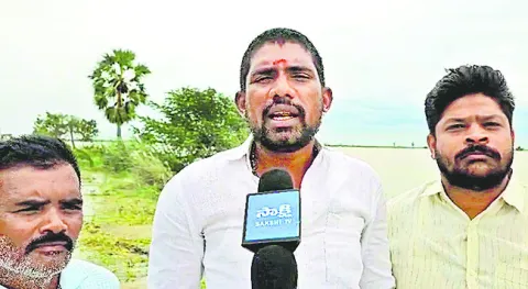 వైఎస్సార్‌ సీపీ నేతలపై విమర్శలు తగవు 