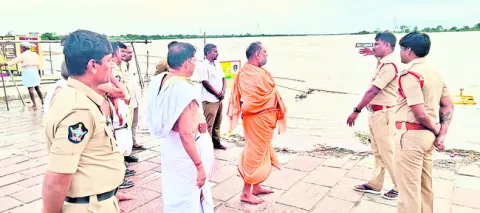 జిల్లాలో తేలికపాటి వర్షాలు 