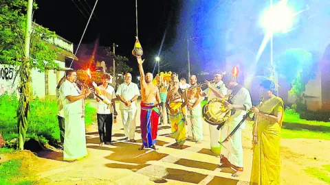 వైభవంగా ఉట్లోత్సవం
