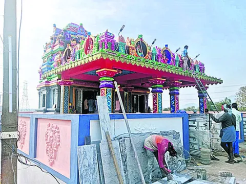 అమ్మవారి ఆలయాల్లో చోరీ 
