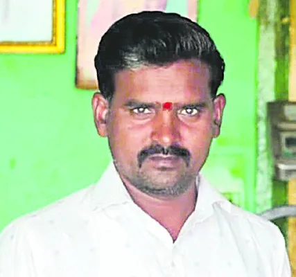 కాలకృత్యాలు తీర్చుకునేందుకు వెళ్లి.. 