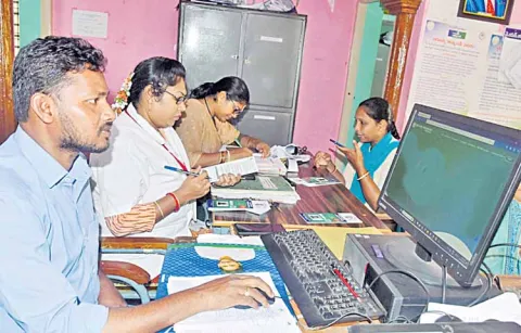 Abolish the Secretariat Department